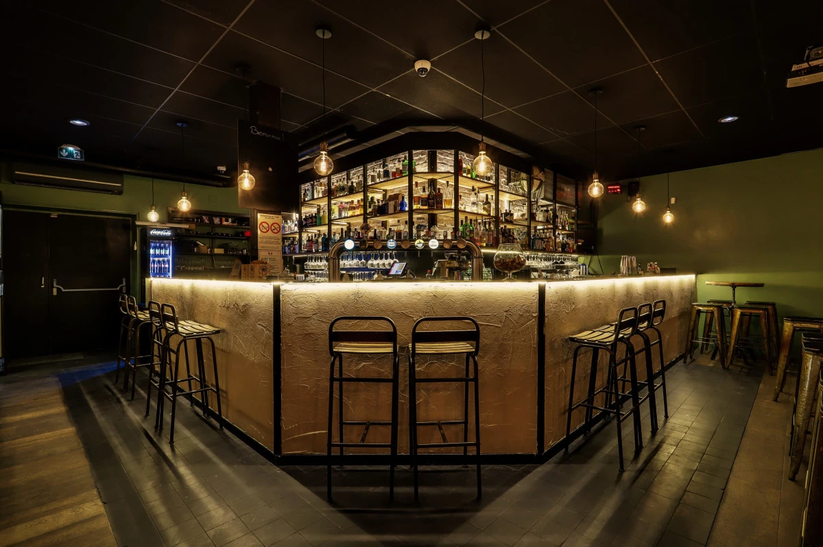 Genever Bar